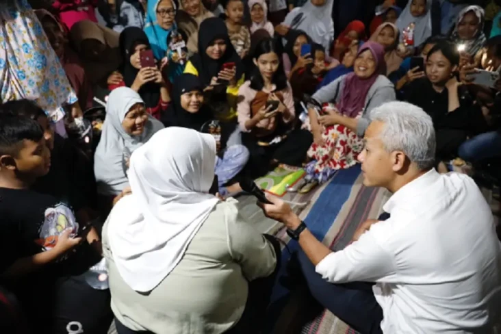 Ganjar Menginap di Rumah...