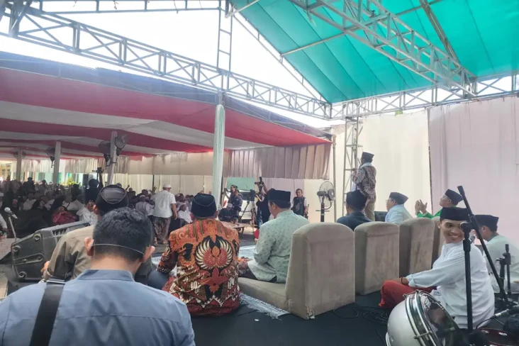 Lewat Program KTP Sakti,...