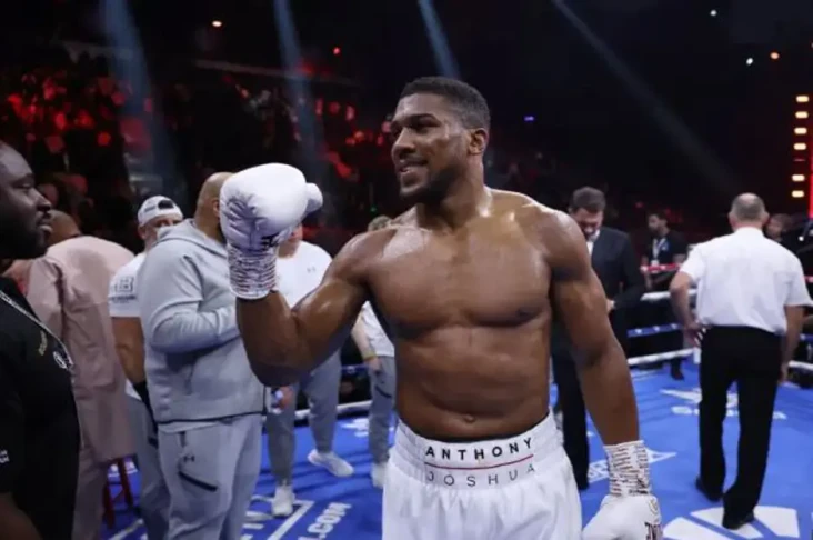 Jalan Anthony Joshua...