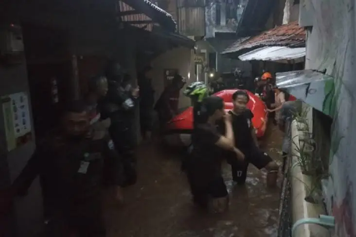 Banjir Kepung Braga...