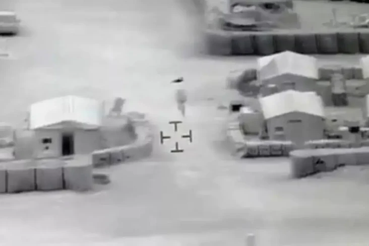 Video UFO Melayang di...