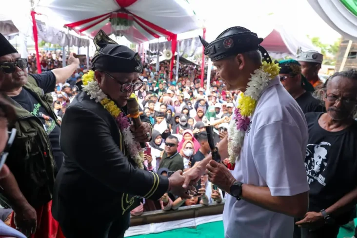 Ganjar Hadiri Panen...