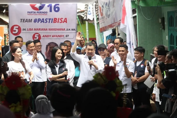 Warga Koja Antusias...