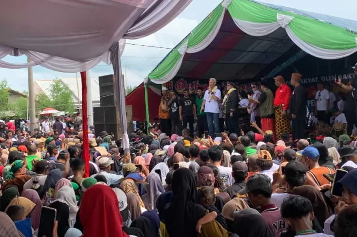 Ganjar Panen Ikan Bandeng...
