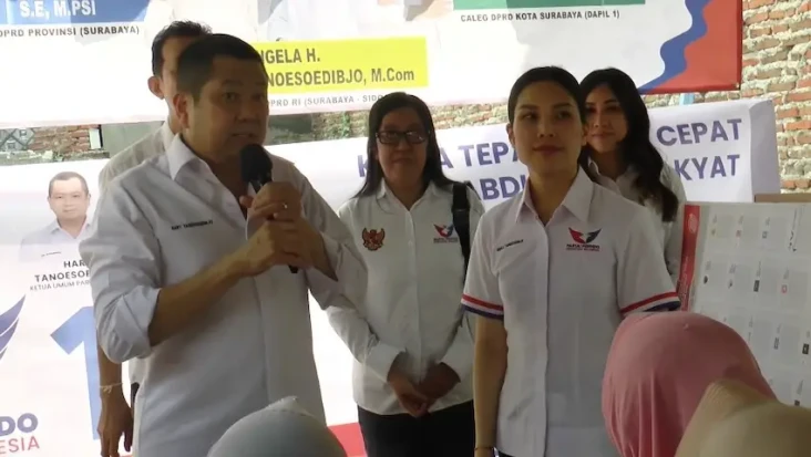 Didampingi Angela Tanoesoedibjo,...