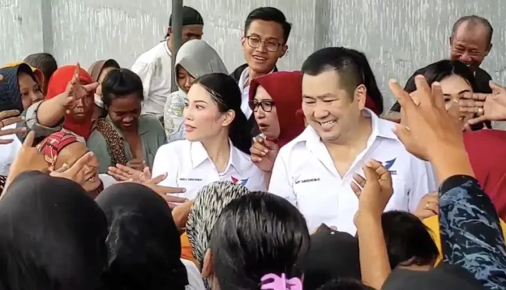 Makan Gratis dari Gerobak...