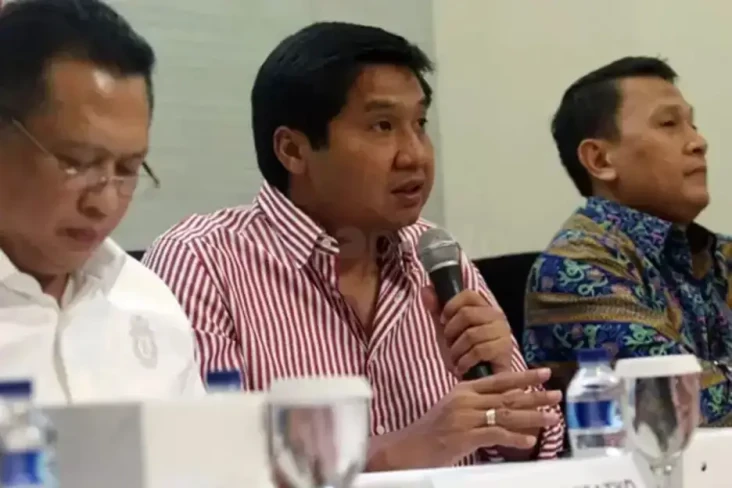 Profil Maruarar Sirait...