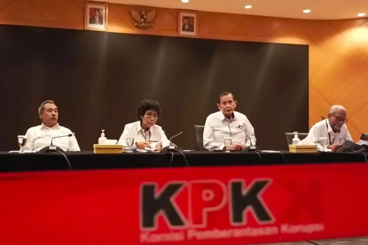Dewas Bagi Sidang Etik...
