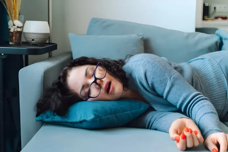 Apakah Tidur Siang Bisa...