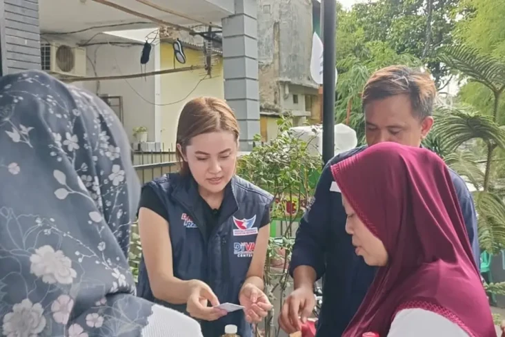Warga Cengkareng Antusias...