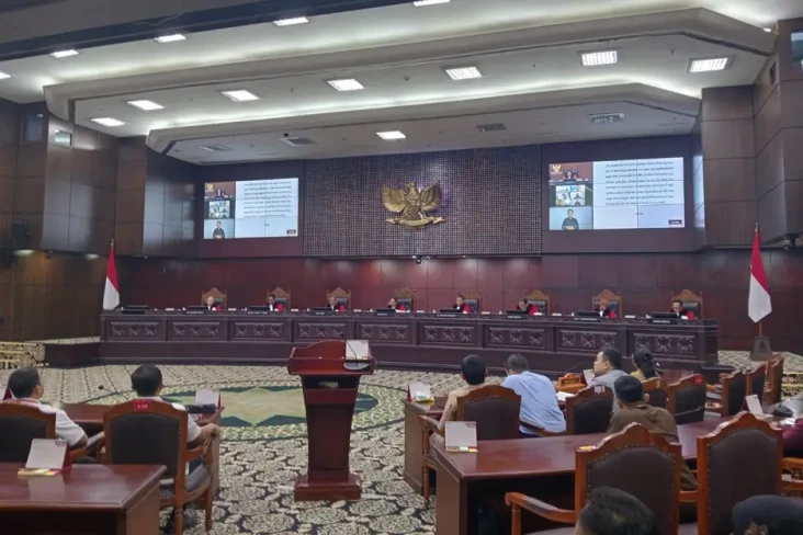 MK Tak Kenal Putusan...