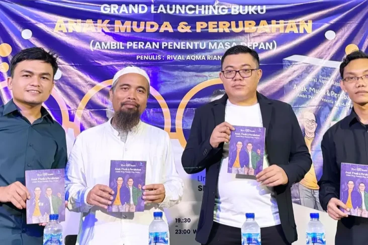 Launching Buku, Penulis...