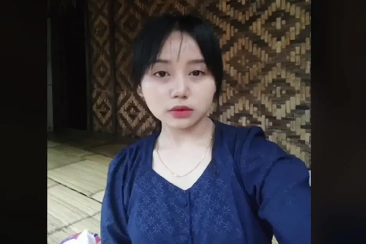Viral Gadis Baduy Ini...