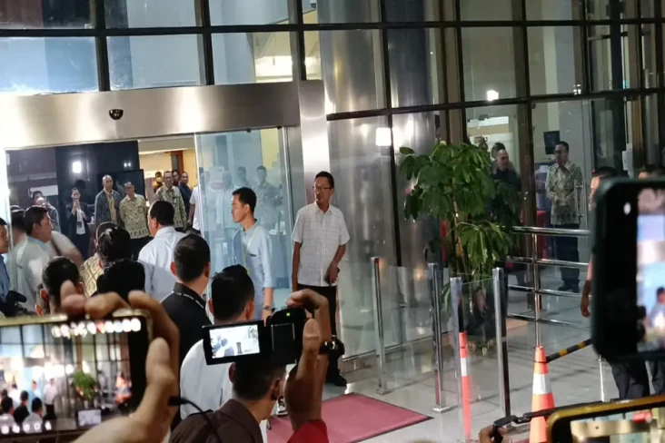 Hadiri Paku Integritas,...