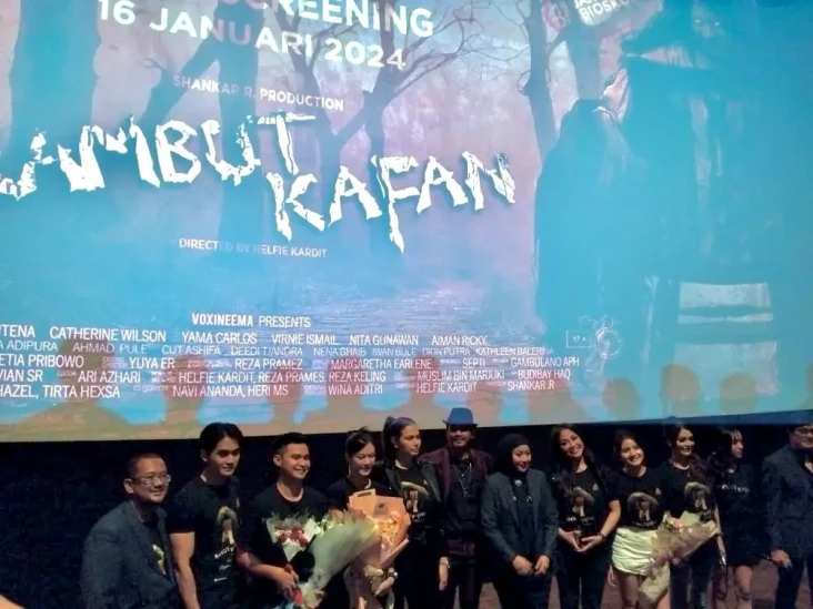Film Rambut Kafan Tayang...