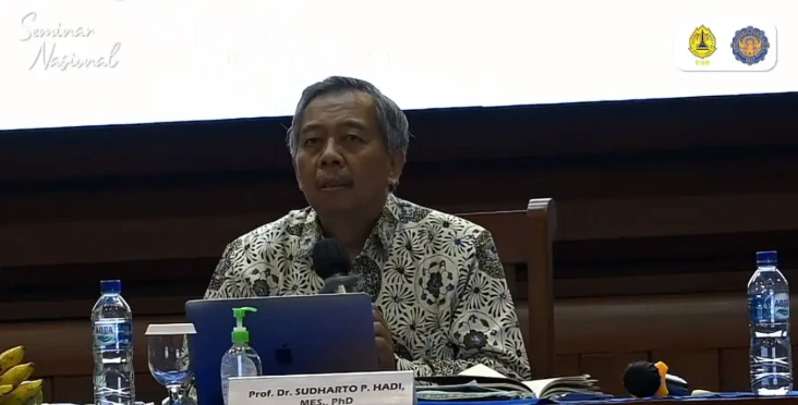 Profil Prof Sudharto...