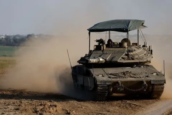 Tank-tank Israel Serbu...