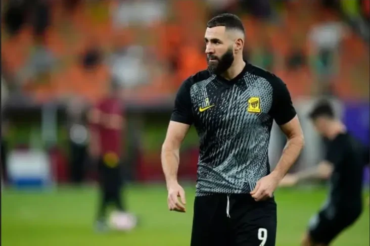 Karim Benzema Gabung...