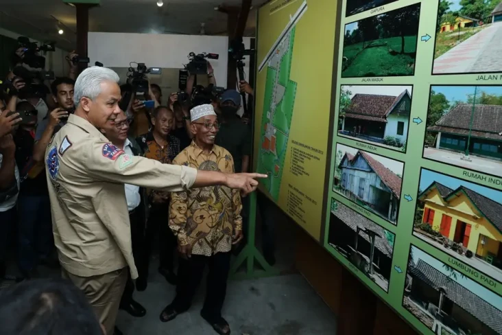 Kunjungi Rumah Pahlawan...