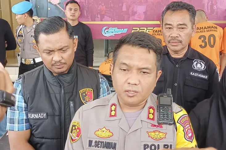 Modus Ritual Penyembuhan,...
