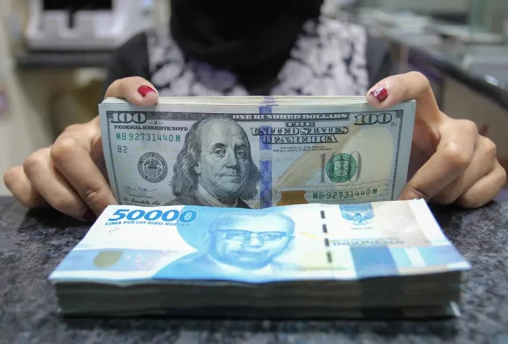Rupiah Hari Ini Bertengger...