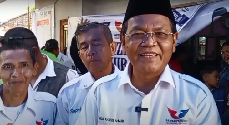 Gelar Bazar Murah, Caleg...