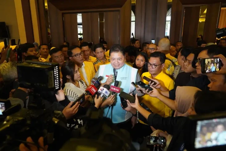 Airlangga Jamin Pemakzulan...