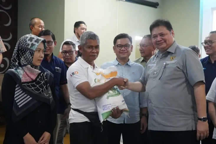 Airlangga Pastikan Bansos...