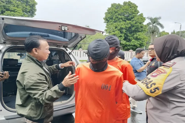 Penampakan 3 Perampok...