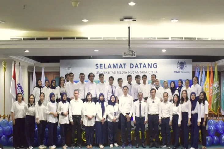 MNC University Gelar...