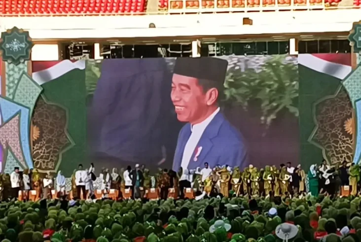 Presiden Jokowi hingga...