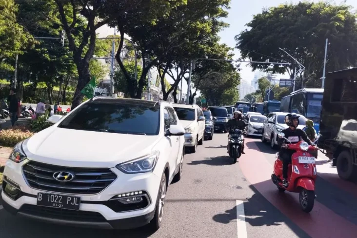 Kemacetan Tak Terhindari...