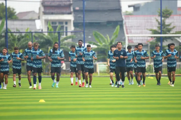 PSIS Semarang Gelar...