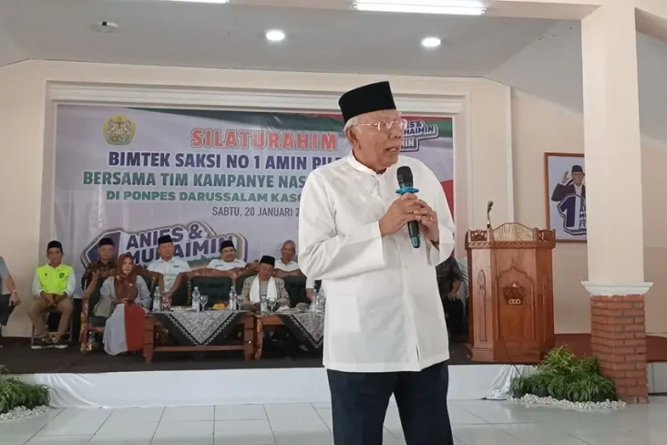 Bekali Ratusan Saksi...