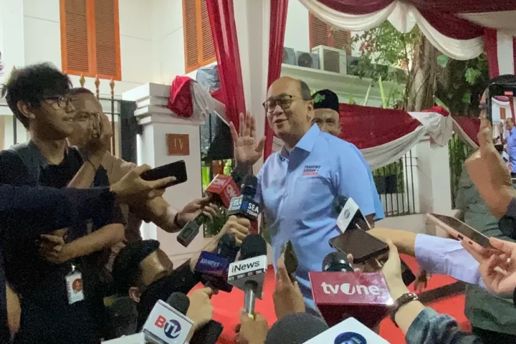 Rombongan TKN Tiba di...