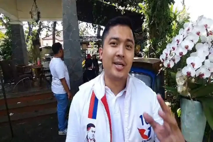 Siti Atikoh di Mata...