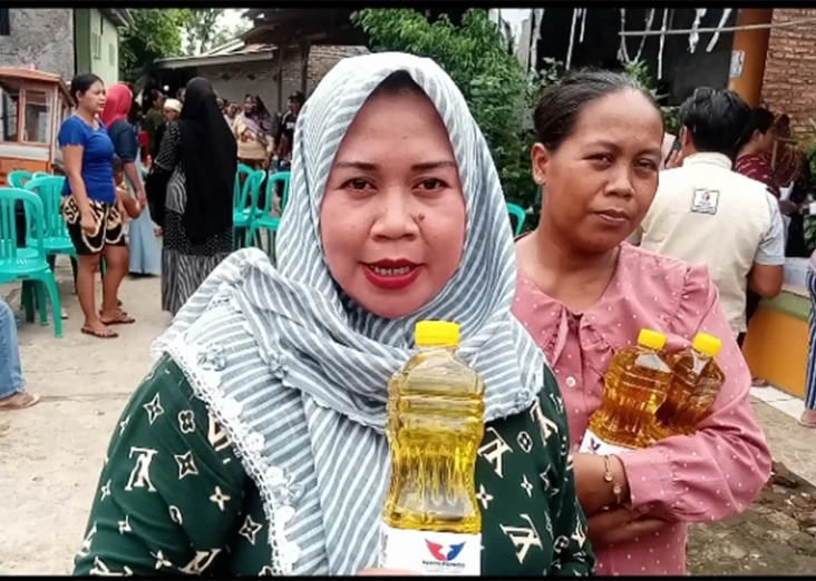 Bazar Minyak Goreng...