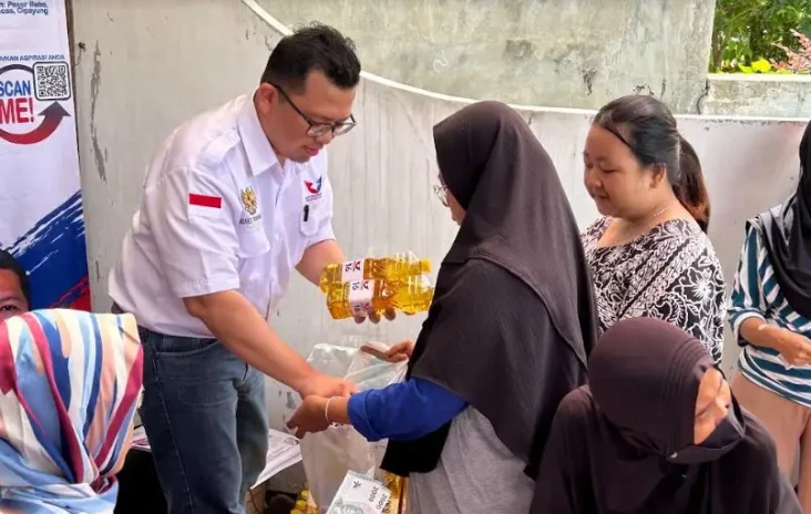 Gelar Bazar Minyak Goreng,...