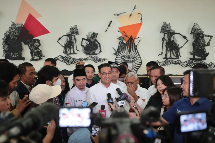 Acara Desak Anies di...
