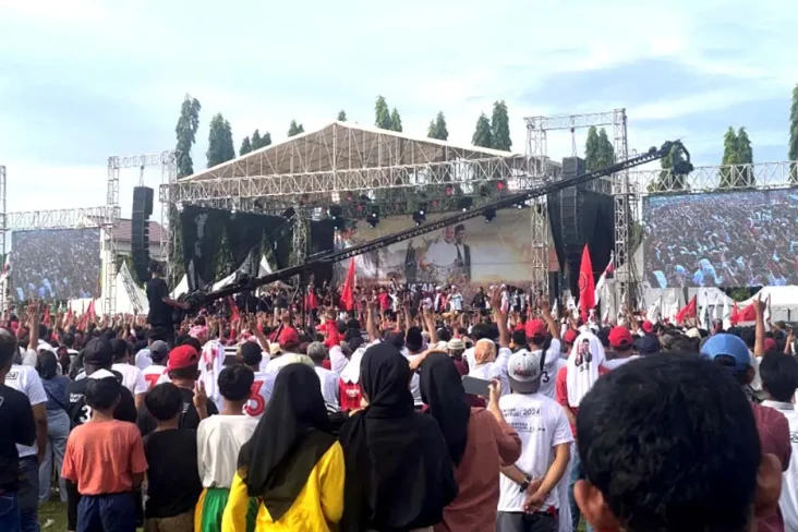 Ganjar Dapat Kejutan...
