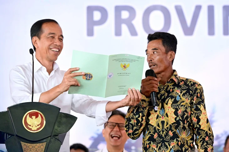 Jokowi Janjikan Bantuan...