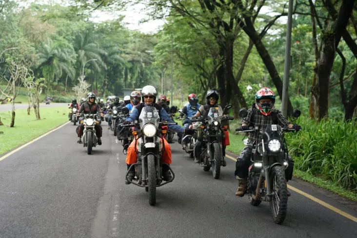Daftar Harga Motor Royal...