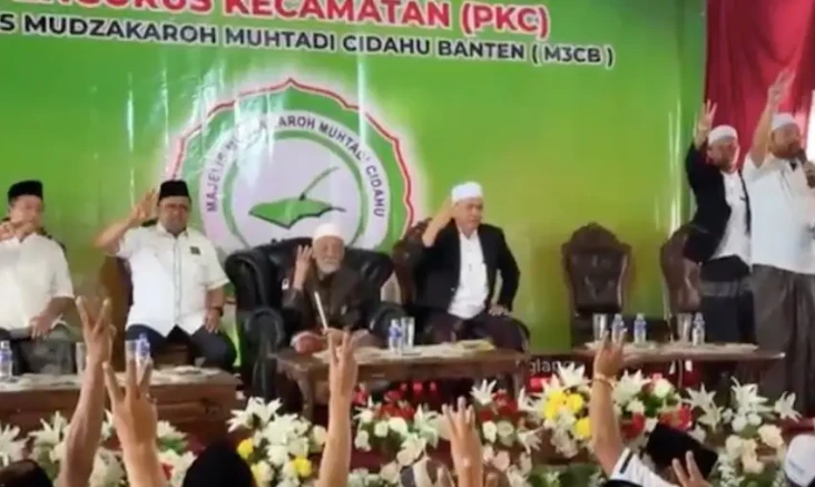 Lantik Ribuan Pengurus...