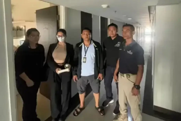 Siskaeee Dijemput Paksa...