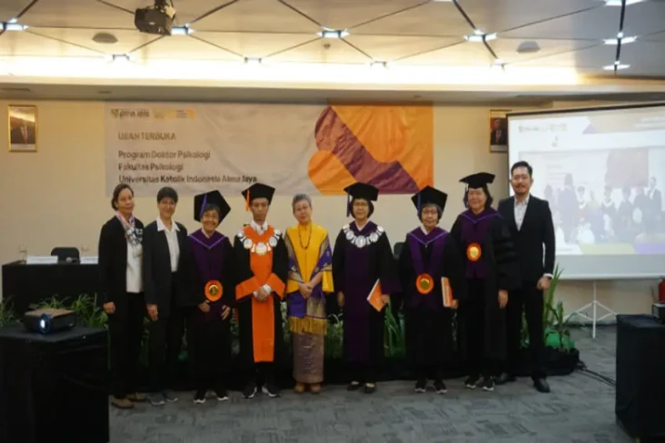 Doktor Baru Unika Atma...
