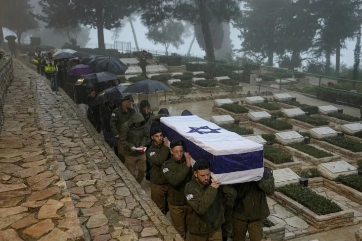 Netanyahu Murka 24 Tentara...