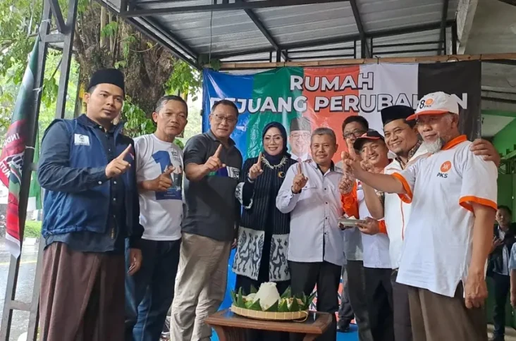 Jumhur Hidayat Timnas...