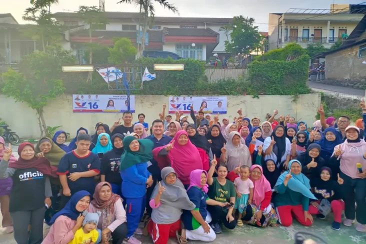 Bersama Warga Cilandak,...