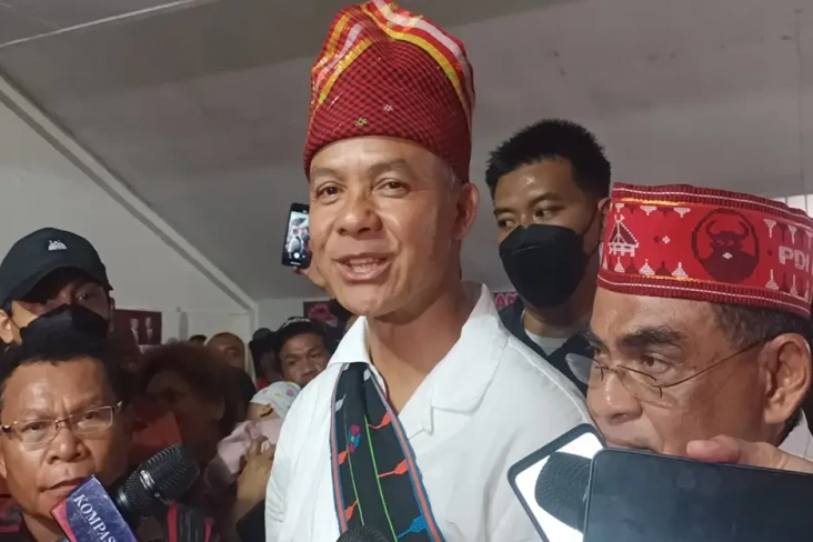 Ganjar Pranowo: Bansos...