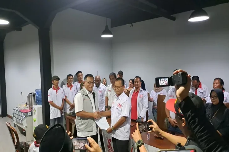 Jumhur Hidayat Janji...